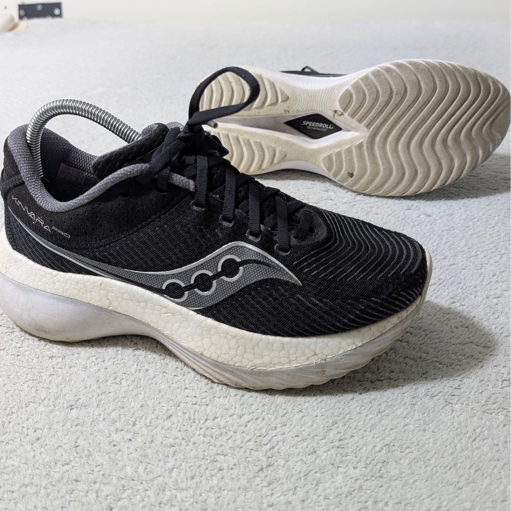 Saucony Kinvara Pro Running Shoes Womens 9.5 Black Silver S10848-10 SPEEDROLL